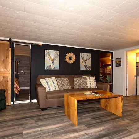 Funky Little Lakehouse - Private Dock And Sunset View Sunrise Beach エクステリア 写真