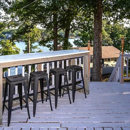 Funky Little Lakehouse - Private Dock And Sunset View Sunrise Beach エクステリア 写真