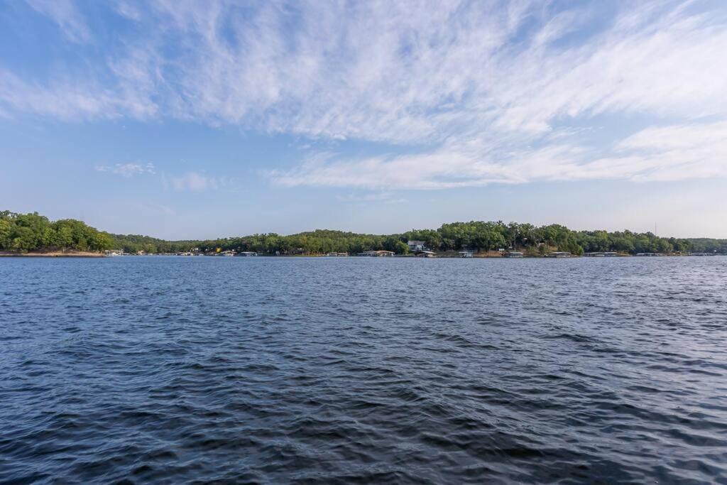 Funky Little Lakehouse - Private Dock And Sunset View Sunrise Beach エクステリア 写真